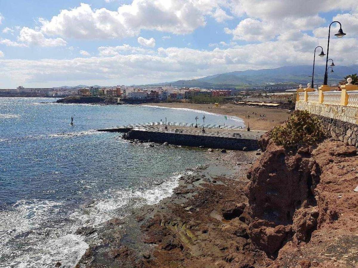 Piso En Primera Linea Con Vistas Directas Al Mar Melenara Eksteriør billede